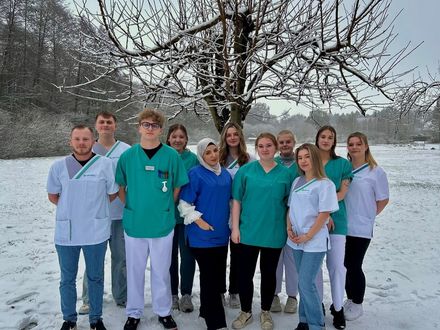 Praxisnah lernen: Auszubildende übernehmen für zwei Wochen Stationsverantwortung im MEDICLIN Reha-Zentrum Plau am See