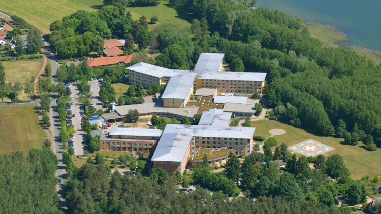 Luftaufnahme Krankenhaus Plau am See